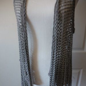 Netted gray shawl